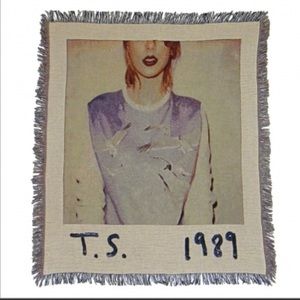 🛑SOLD🛑 Taylor Swift 1989 Blanket